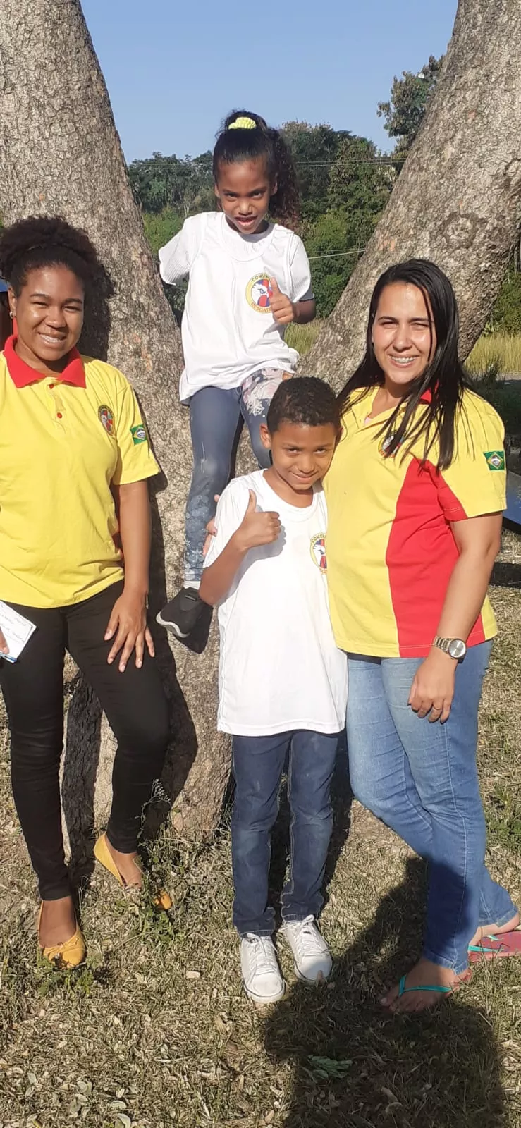 assistente social: Caroline
